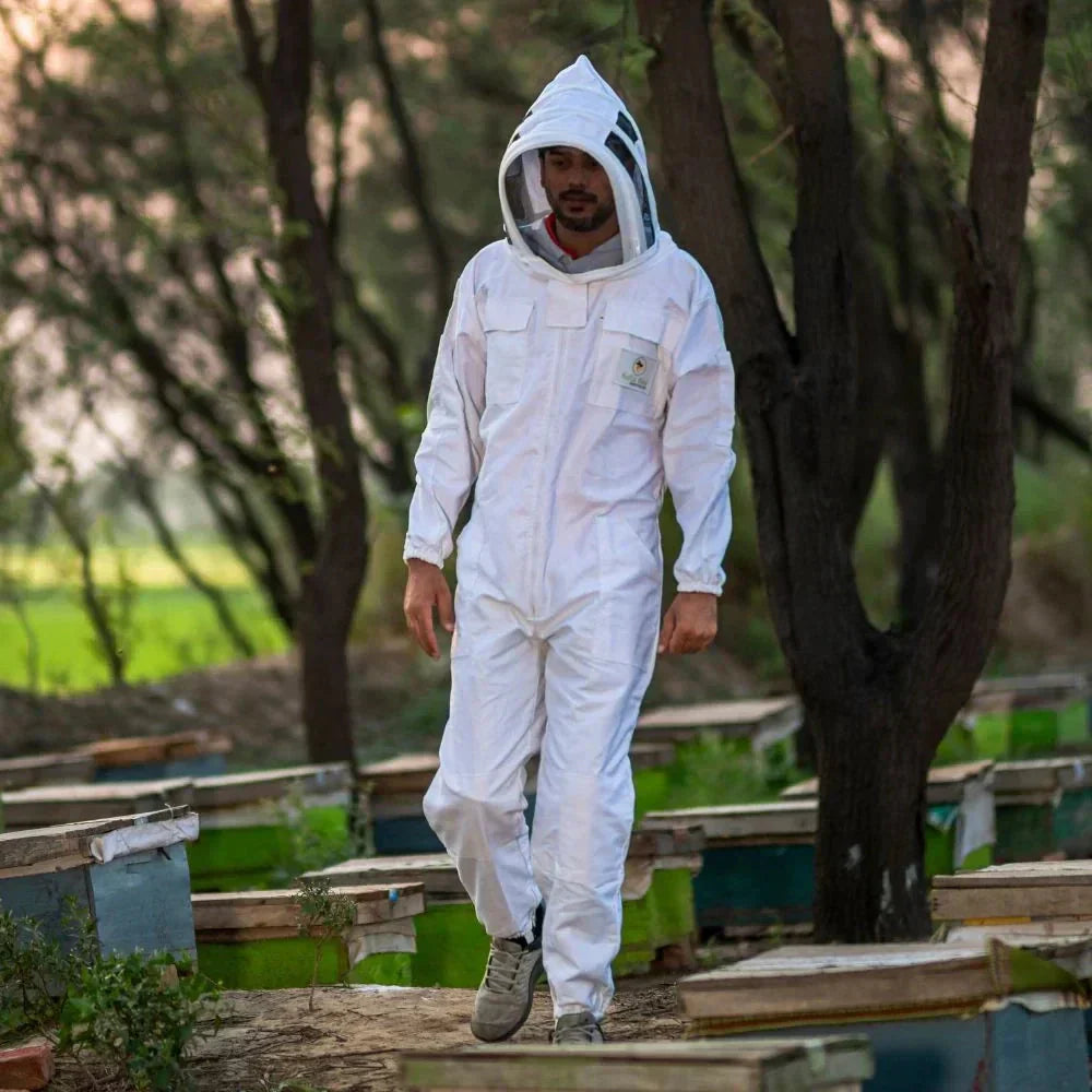 Safta Bee Beekeeper Outfit Bee Suit – Premium non-flammable beekeeping suit with fencing veil, 